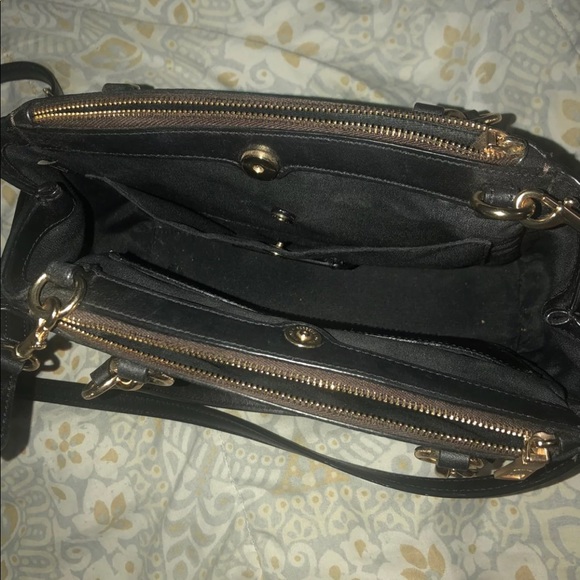 Coach purse - Picture 4 of 5
